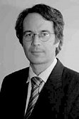 Dr. Roderich Barth
