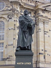 Lutherdenkmal vor der Dresdner Frauenkirche